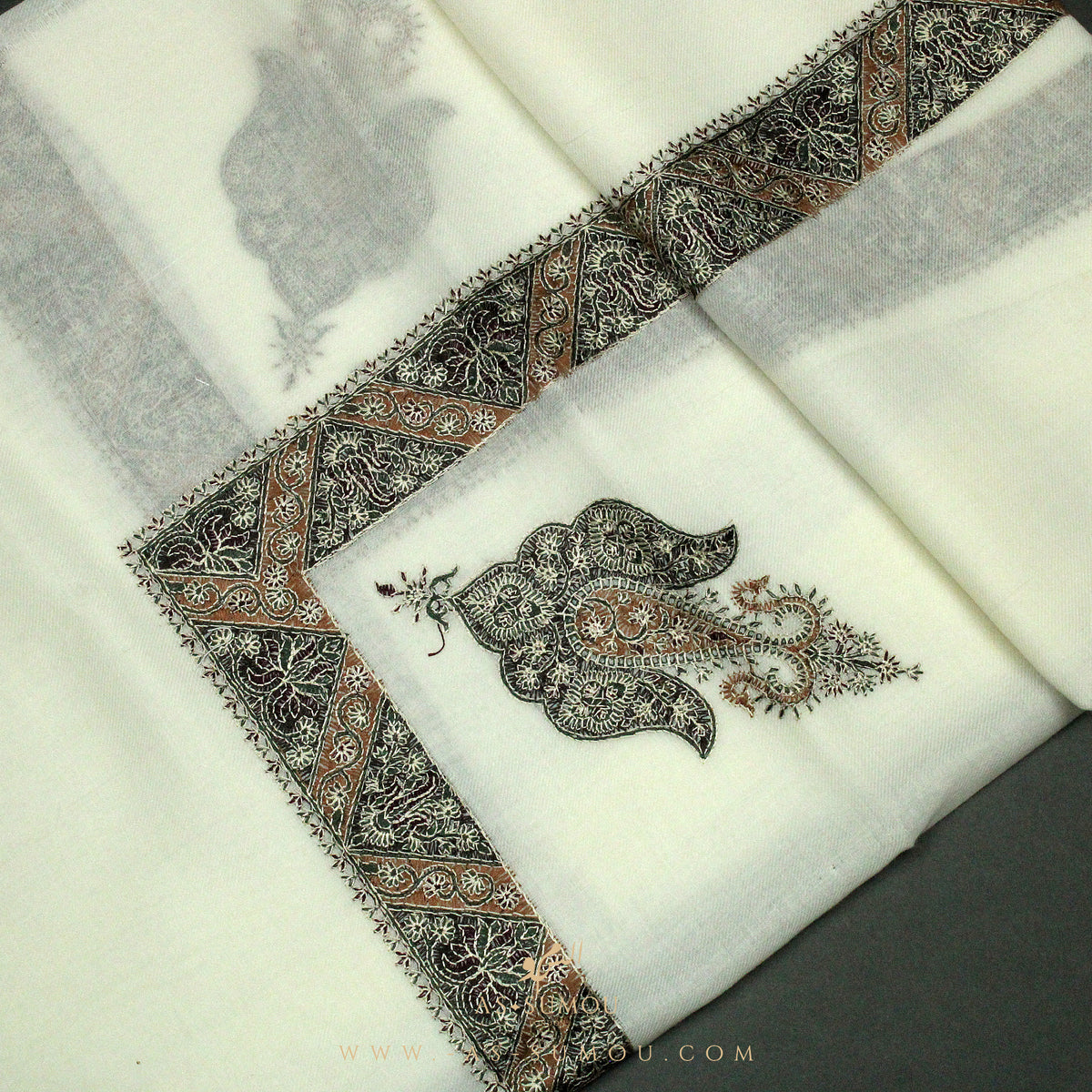 PREMIUM WHITE AUTHENTIC YEMENI SHEMAGH SCARF WH16