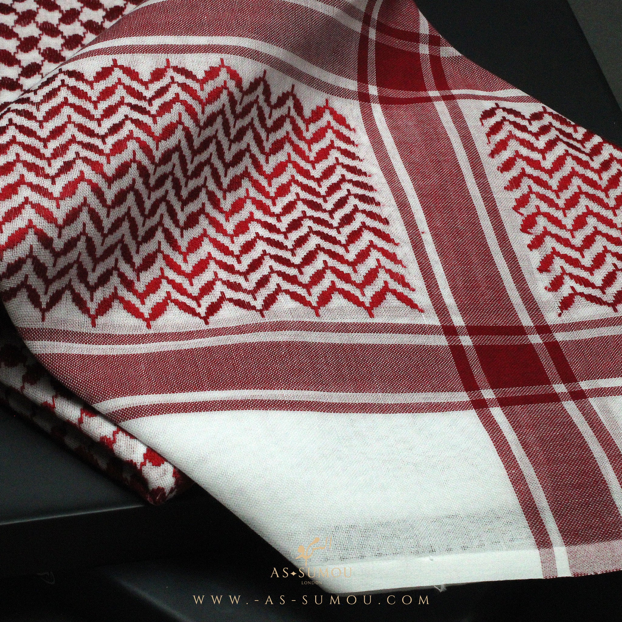 RARE RETRO RED & WHITE SAUDI SHEMAGH SCARF RS10