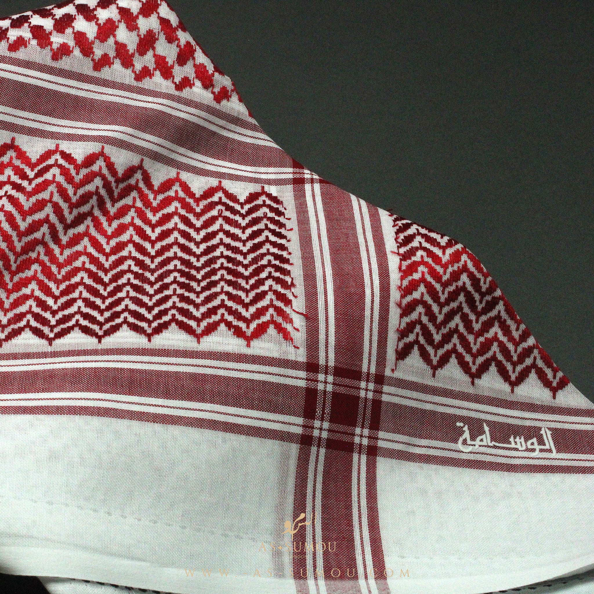 RARE RETRO RED & WHITE SAUDI SHEMAGH SCARF RS9