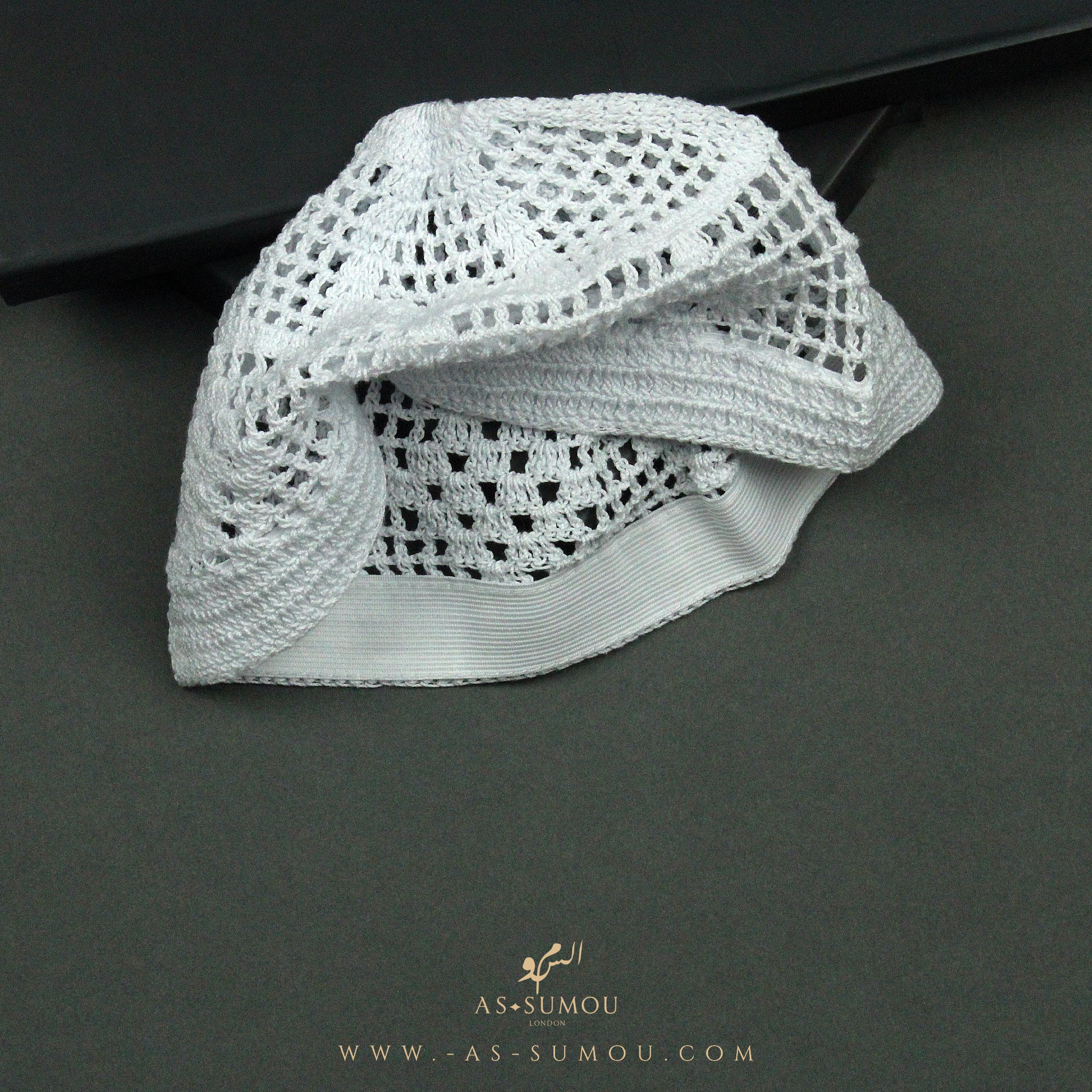 PREMIUM WHITE HANDMADE KHALEEJI KUFI AR18