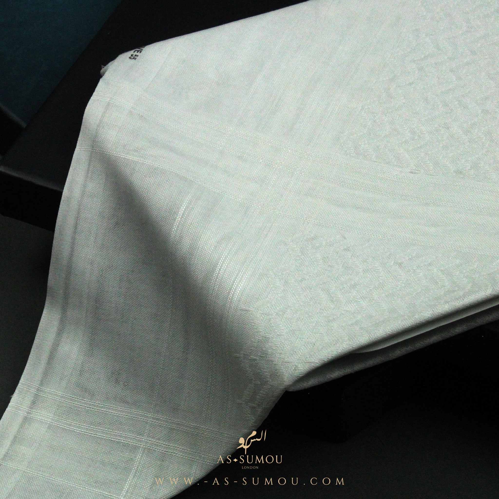 PREMIUM WHITE SAUDI SHEMAGH SCARF WS43