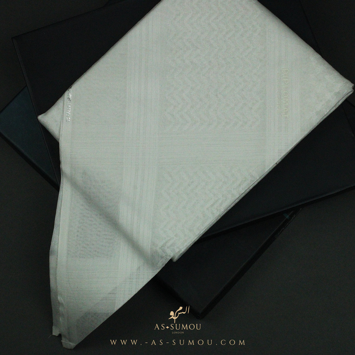 PREMIUM WHITE SAUDI SHEMAGH SCARF WS42