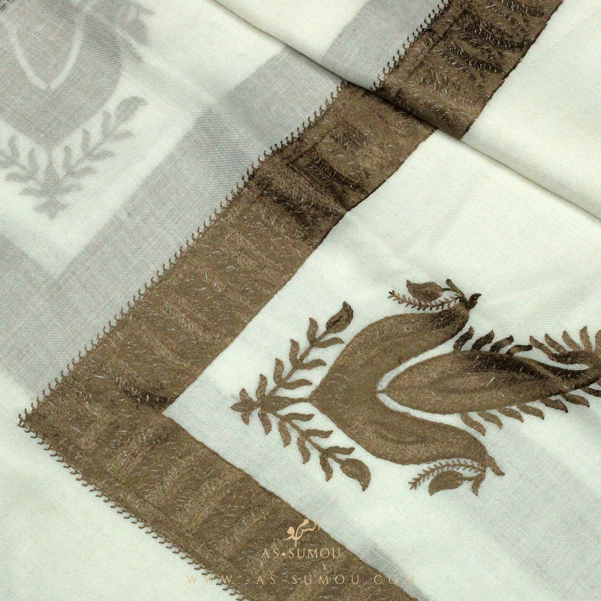 PREMIUM WHITE AUTHENTIC YEMENI SHEMAGH SCARF WH21