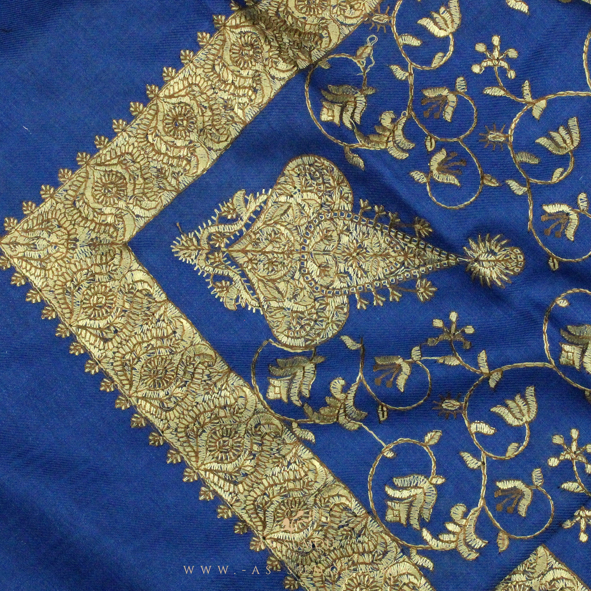 PREMIUM BLUE AUTHENTIC HIJAZI SHEMAGH SCARF HJ13