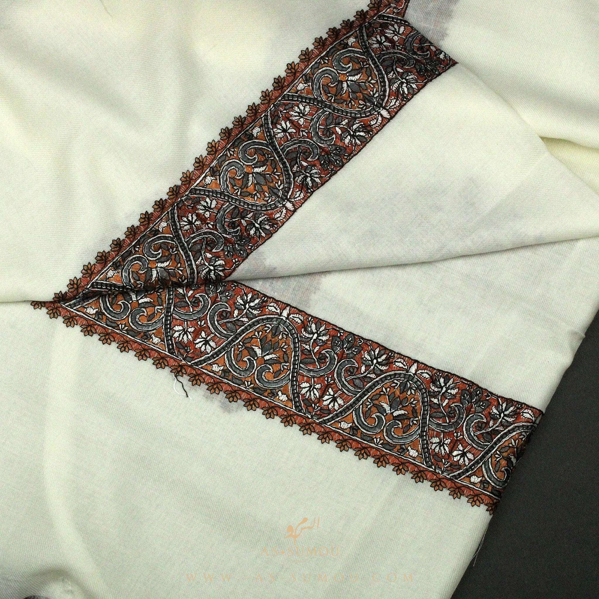 PREMIUM WHITE AUTHENTIC YEMENI SHEMAGH SCARF WH58