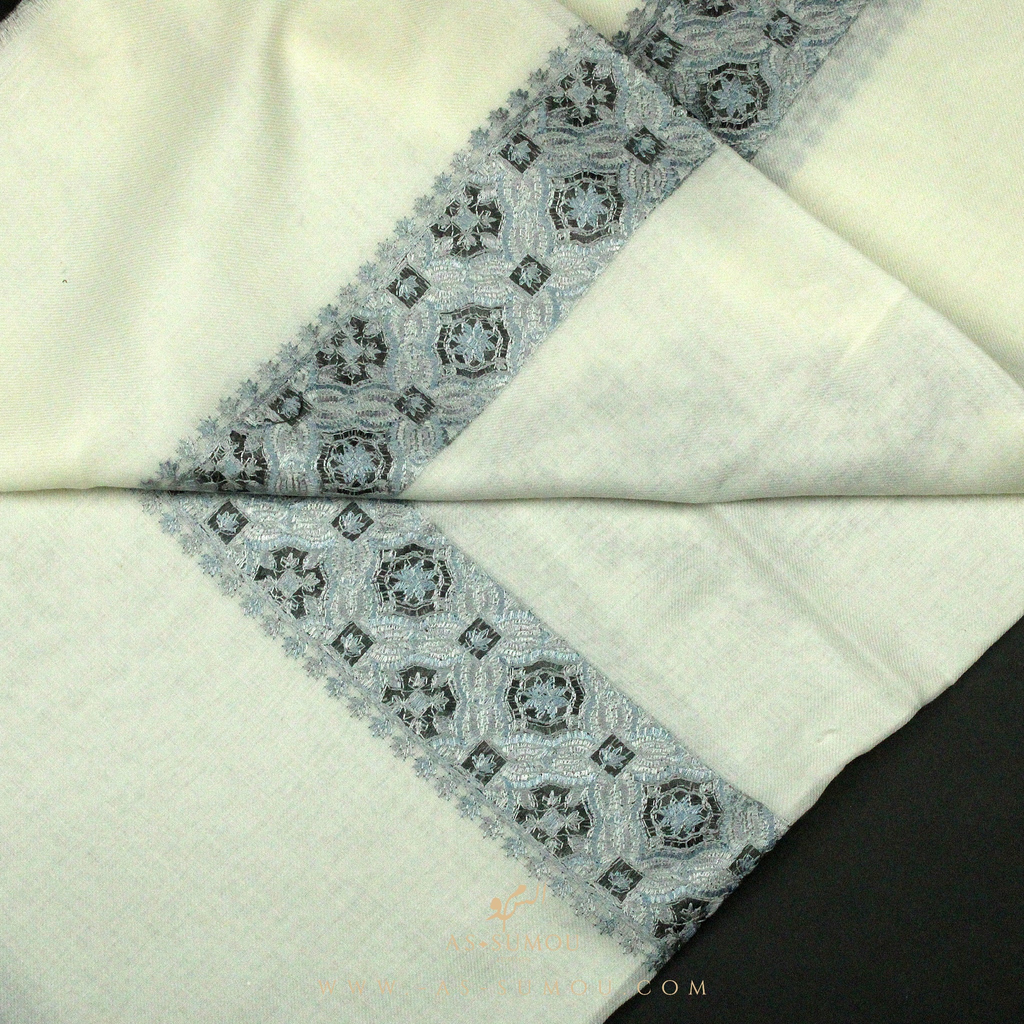 PREMIUM WHITE AUTHENTIC YEMENI SHEMAGH SCARF WH61