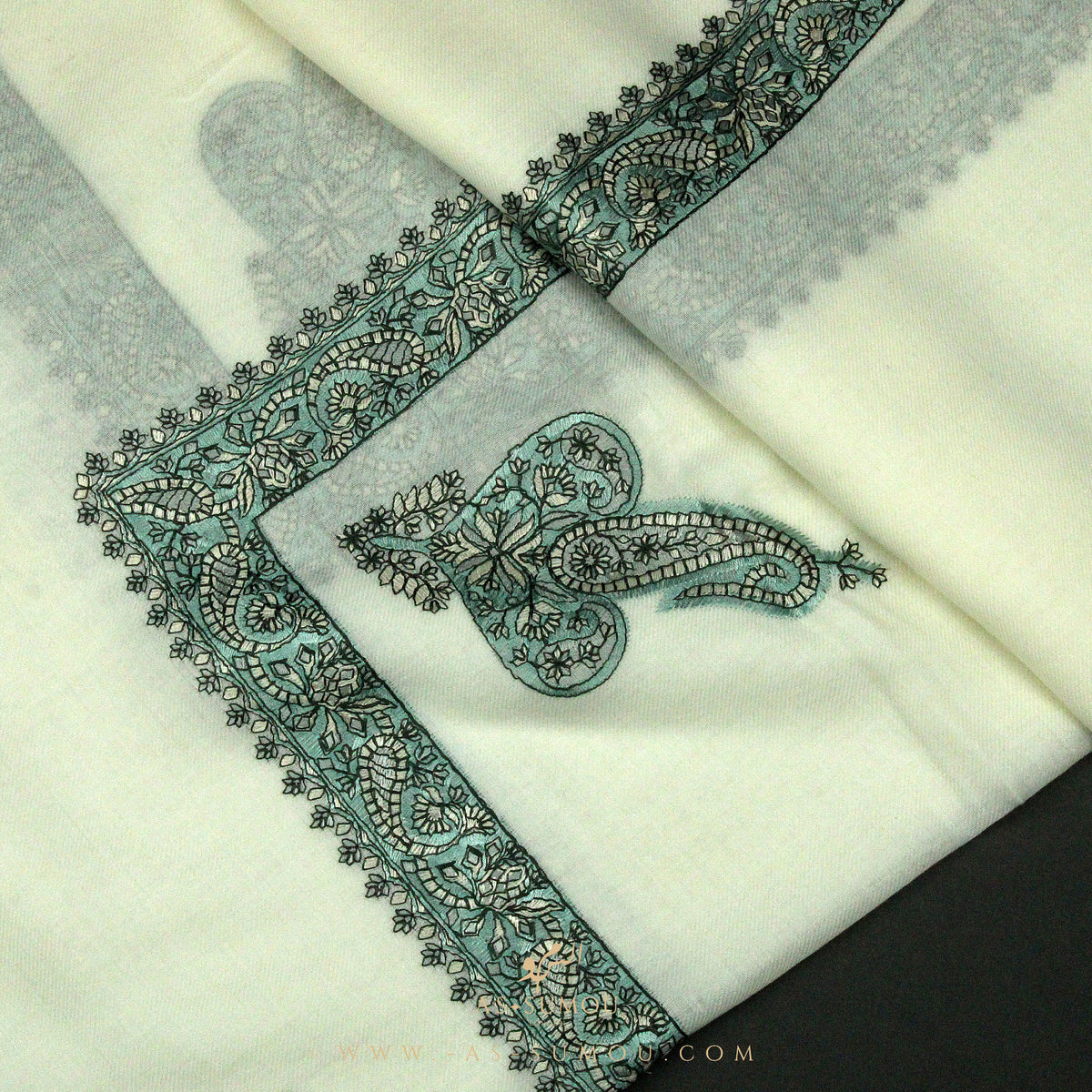 PREMIUM WHITE AUTHENTIC YEMENI SHEMAGH SCARF WH65