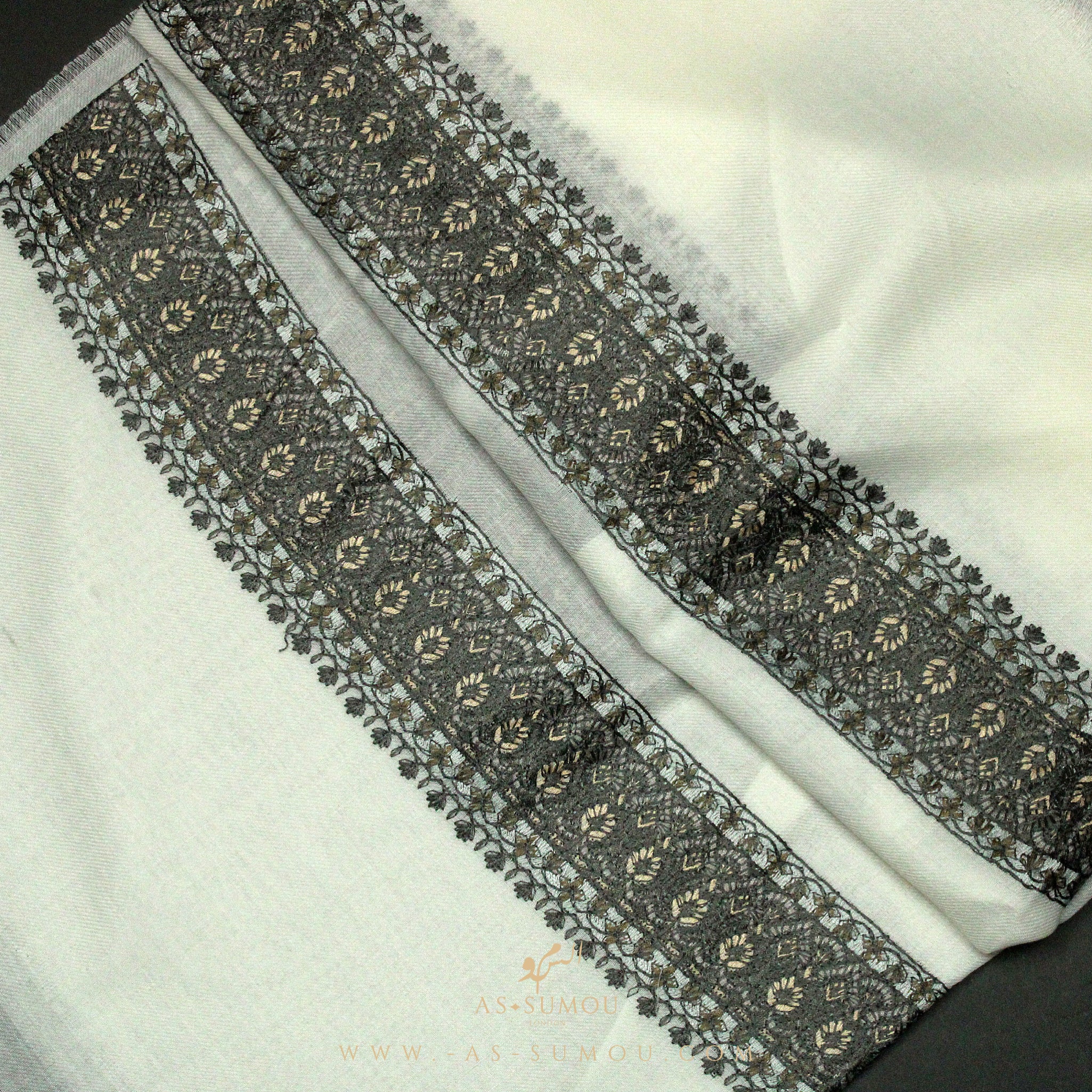 PREMIUM WHITE AUTHENTIC YEMENI SHEMAGH SCARF WH75