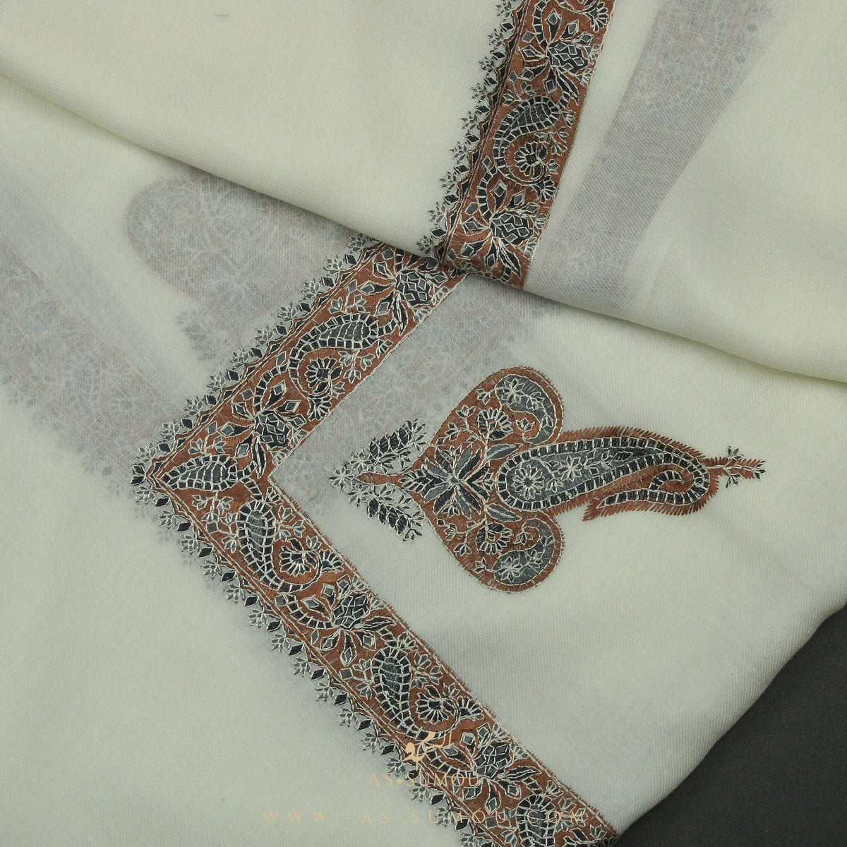 PREMIUM WHITE AUTHENTIC YEMENI SHEMAGH SCARF WH92