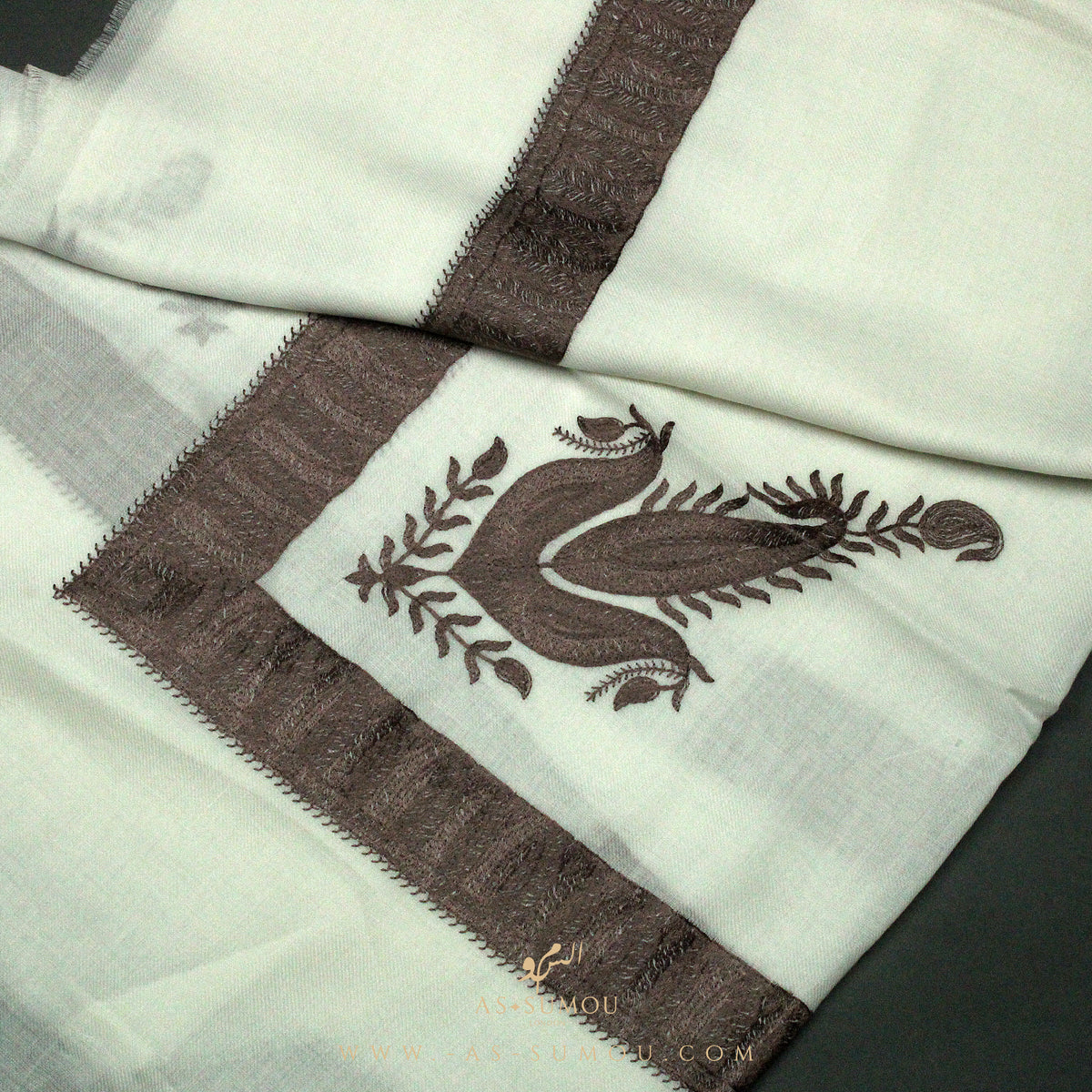 PREMIUM WHITE AUTHENTIC YEMENI SHEMAGH SCARF WH19