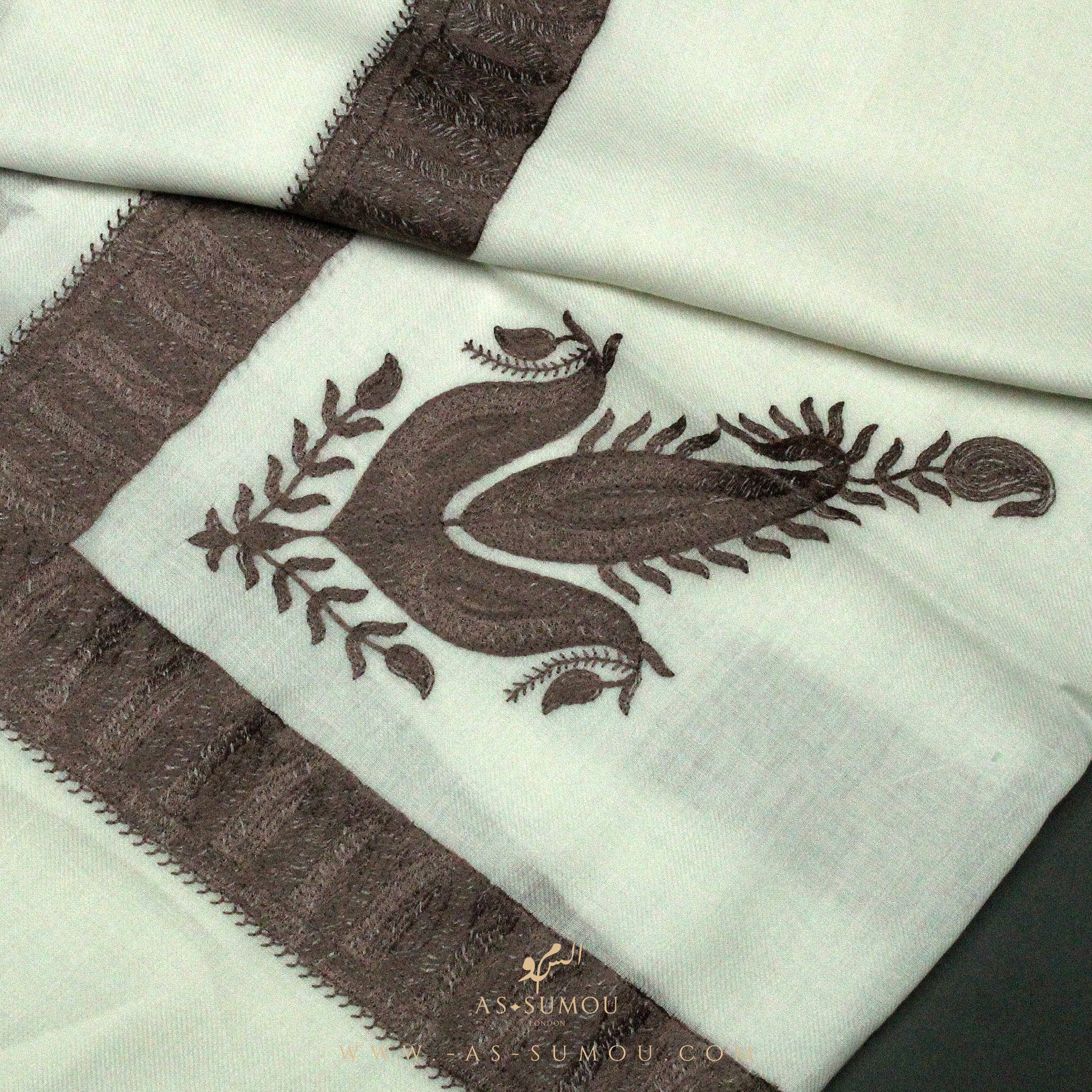 PREMIUM WHITE AUTHENTIC YEMENI SHEMAGH SCARF WH19