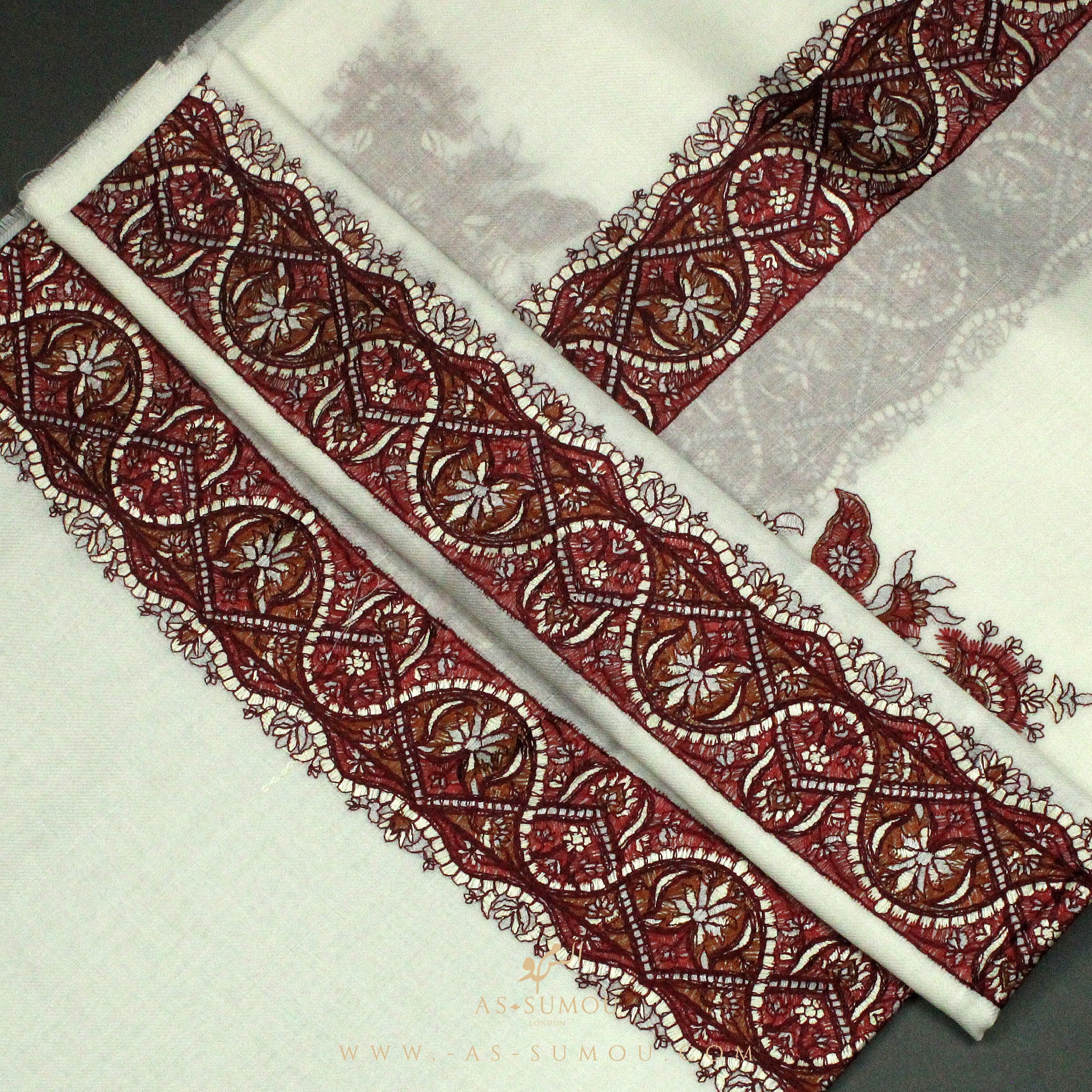 PREMIUM WHITE AUTHENTIC YEMENI SHEMAGH SCARF WH26