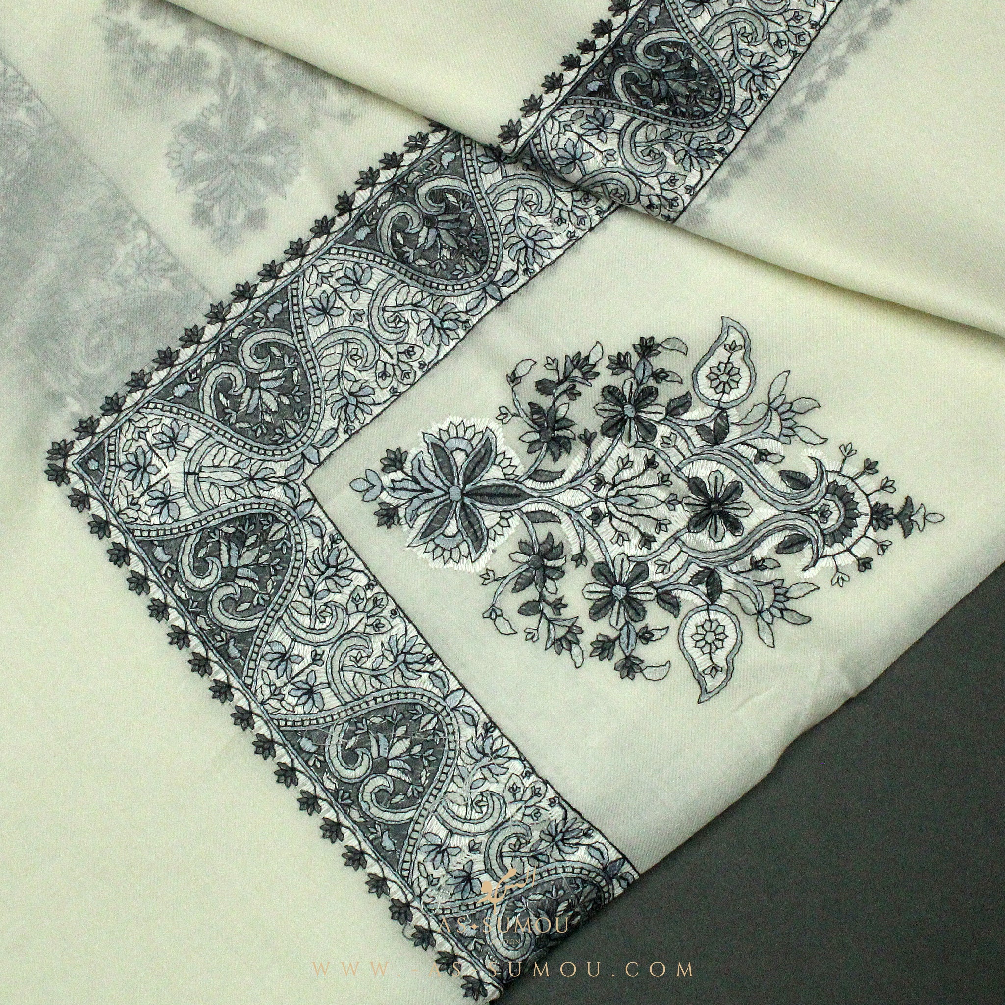 PREMIUM WHITE AUTHENTIC YEMENI SHEMAGH SCARF WH28