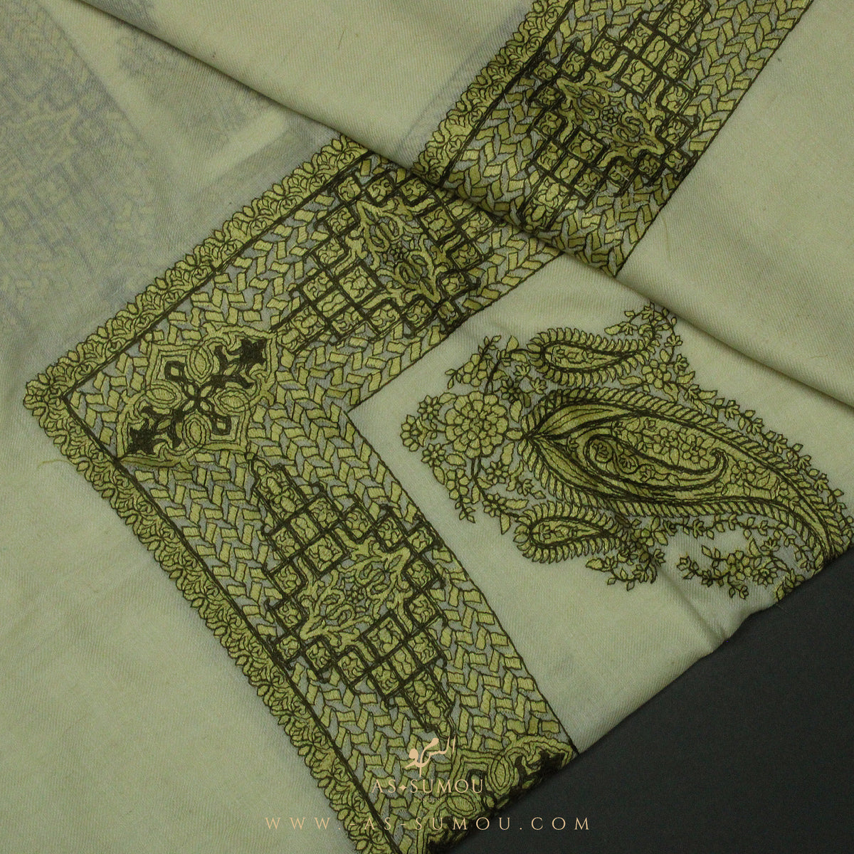 PREMIUM CREAM AUTHENTIC OMANI MASSAR SCARF OM48