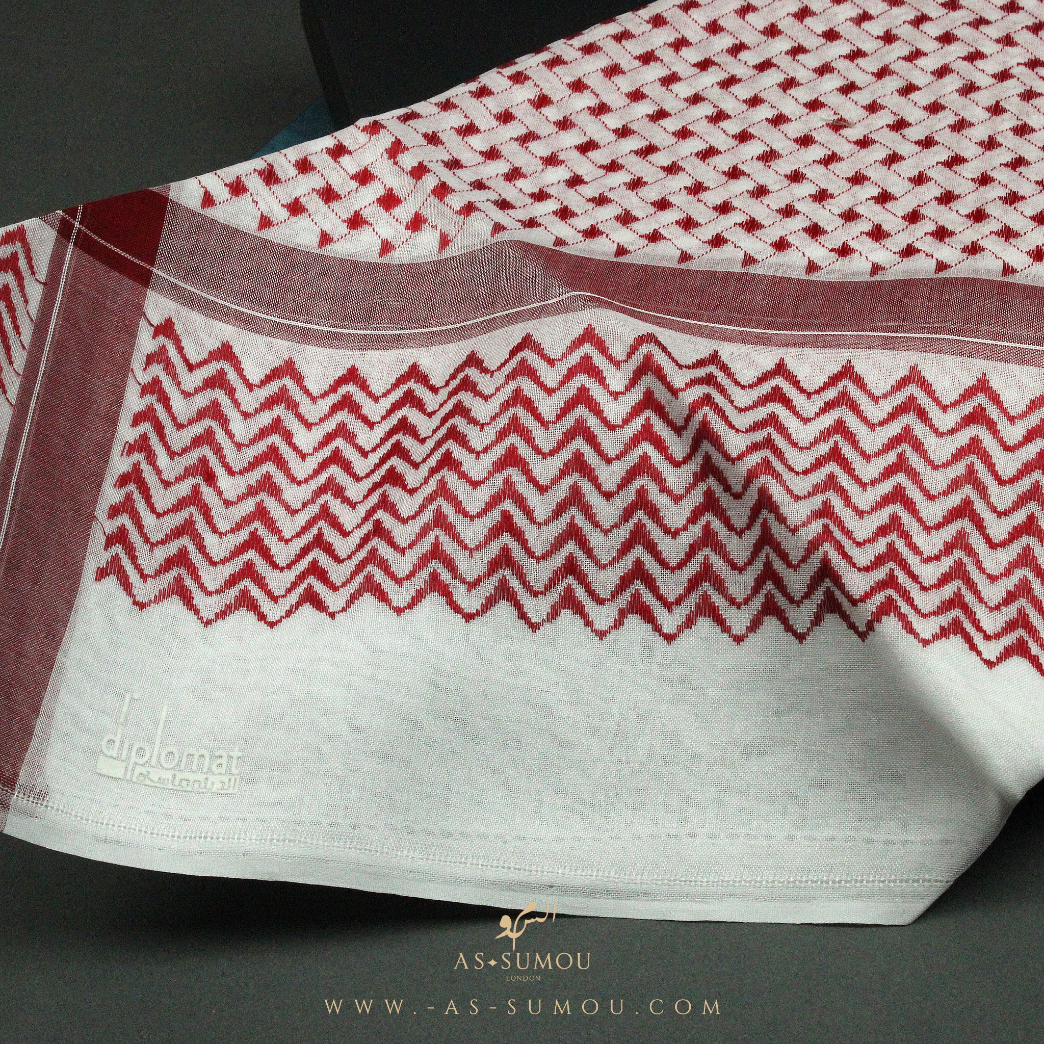 RARE UNIQUE RED & WHITE SAUDI SHEMAGH SCARF RS11