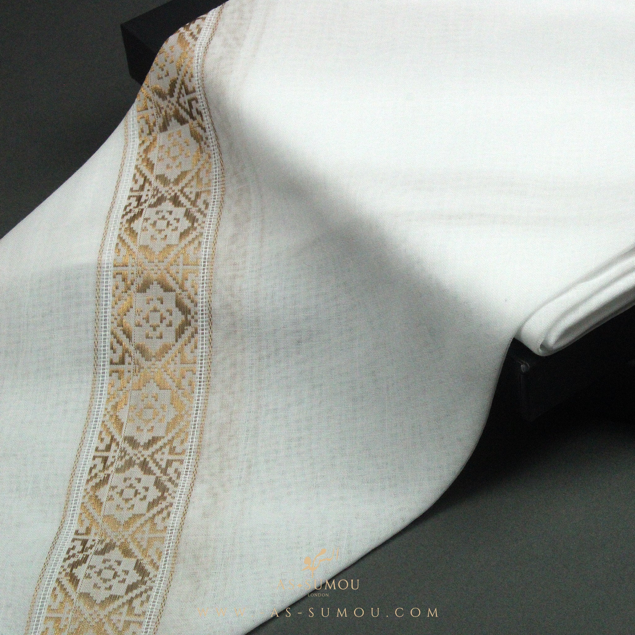 PREMIUM WHITE & GOLDEN EMIRATI GHUTRA SCARF EM21