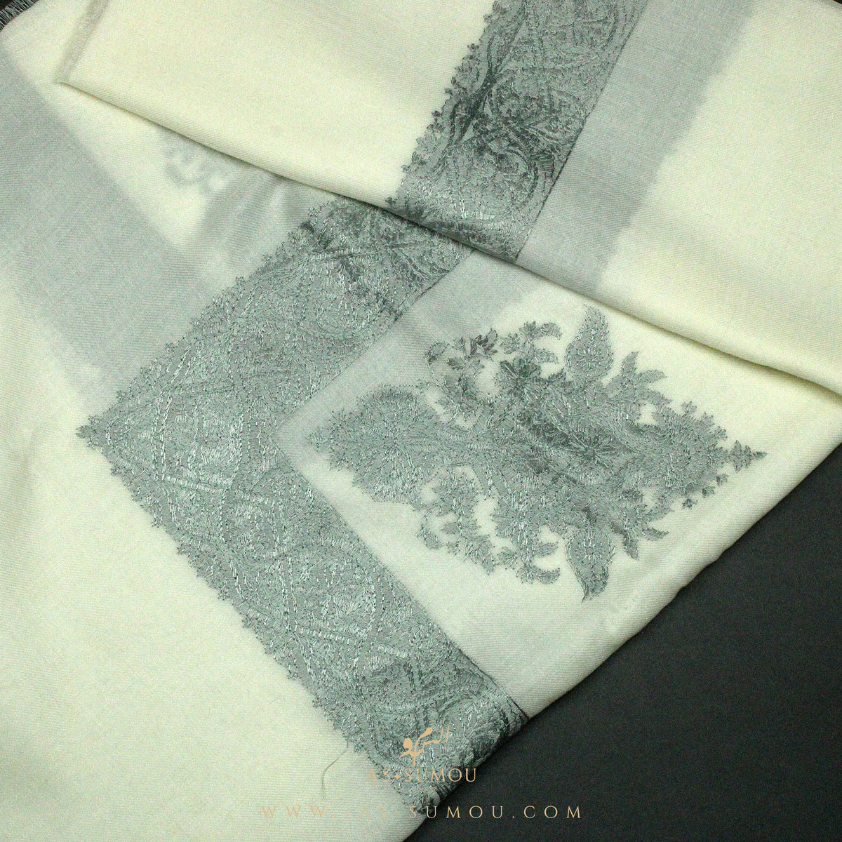 PREMIUM WHITE AUTHENTIC YEMENI SHEMAGH SCARF WH36