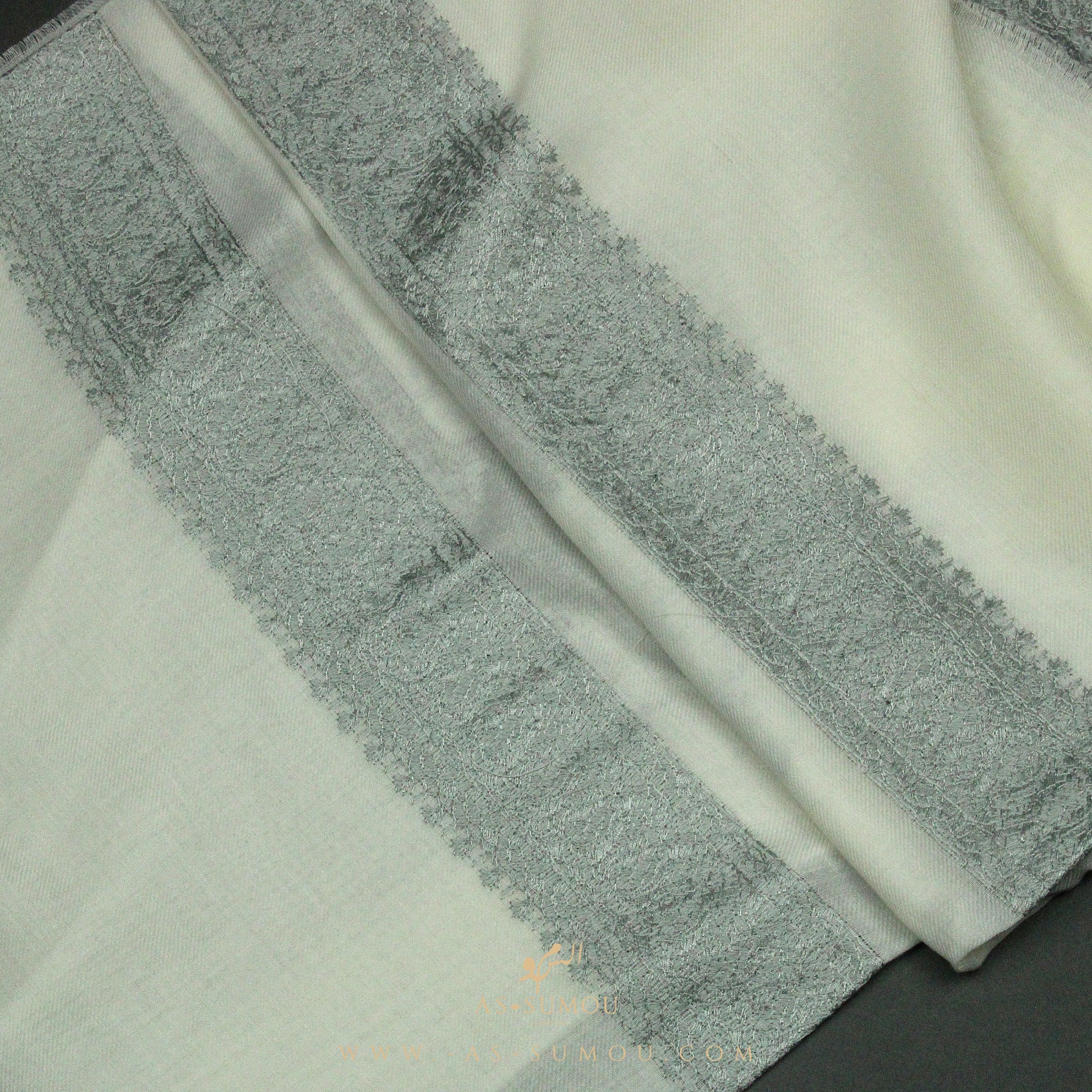 PREMIUM WHITE AUTHENTIC YEMENI SHEMAGH SCARF WH45