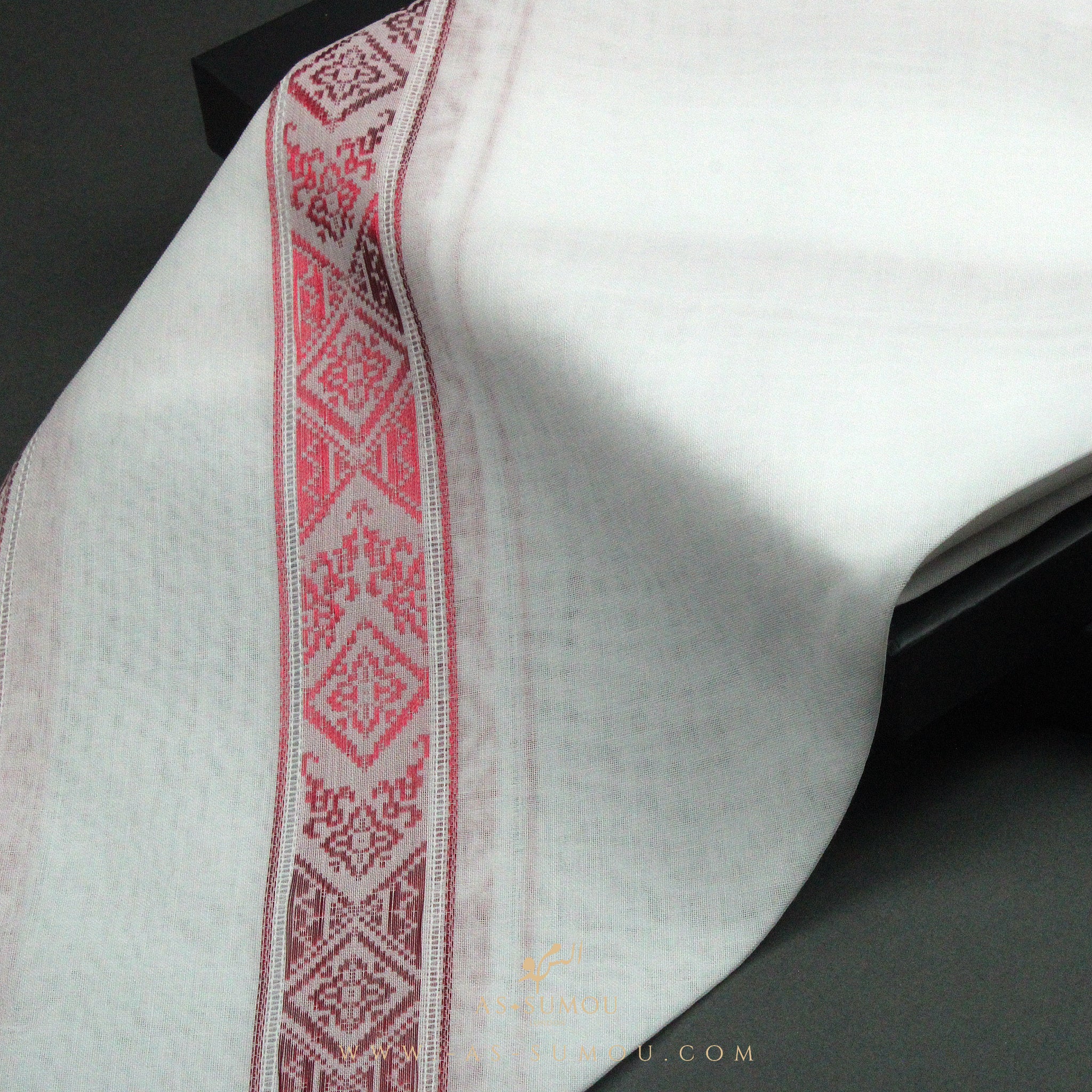 PREMIUM WHITE & RED EMIRATI GHUTRA SCARF EM32