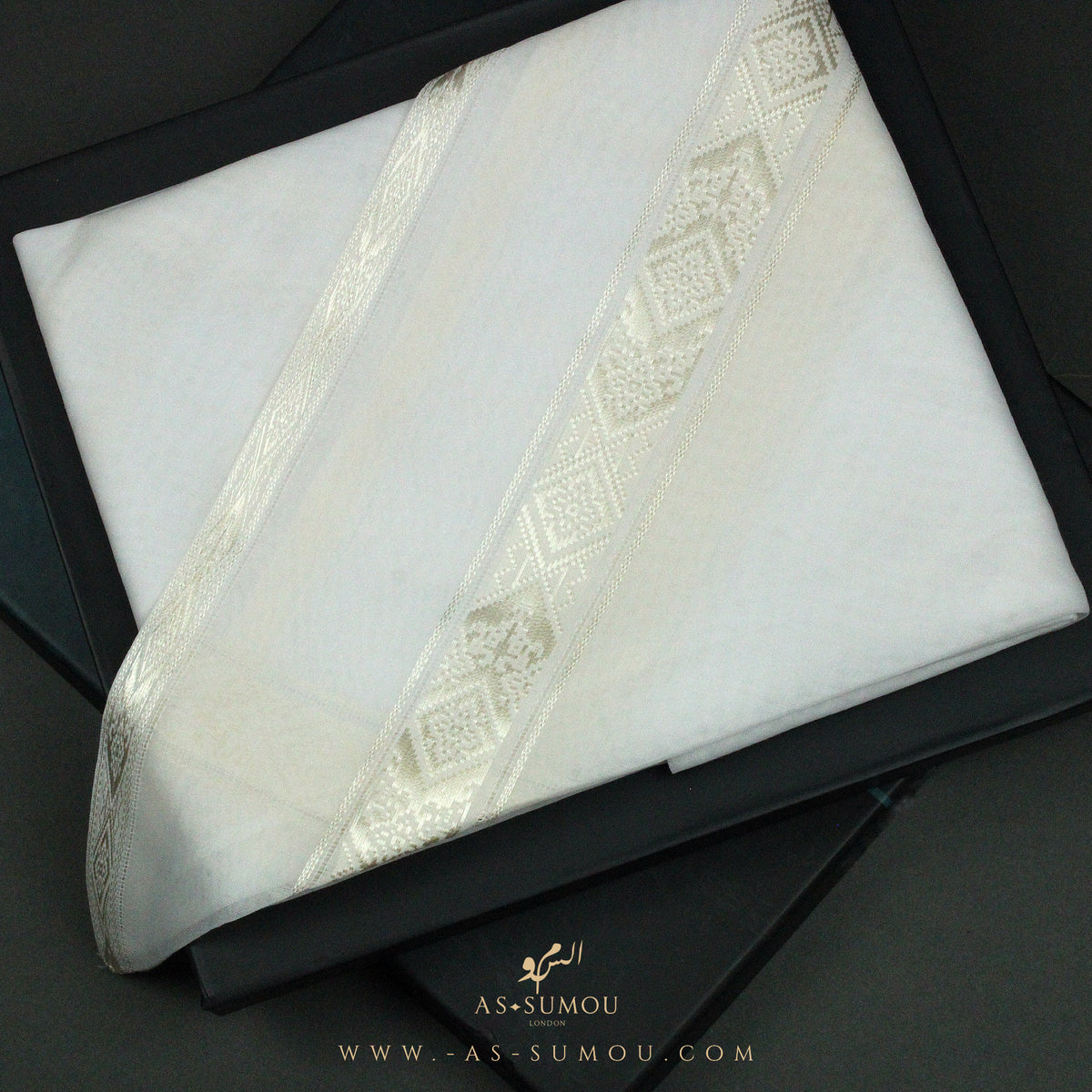 PREMIUM WHITE & GOLDEN EMIRATI GHUTRA SCARF EM34